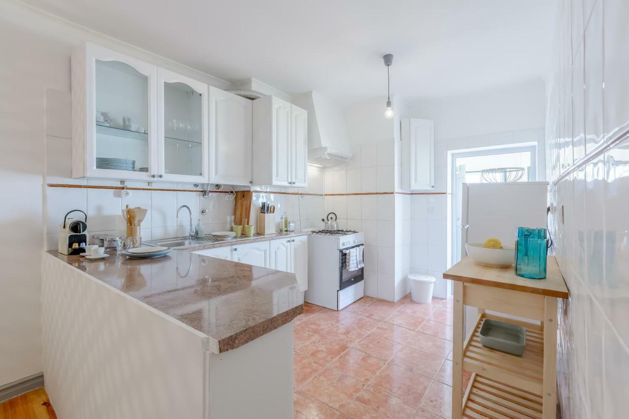 Bright & Spacious Alfama Apartment, By Timecooler Lisboa Extérieur photo
